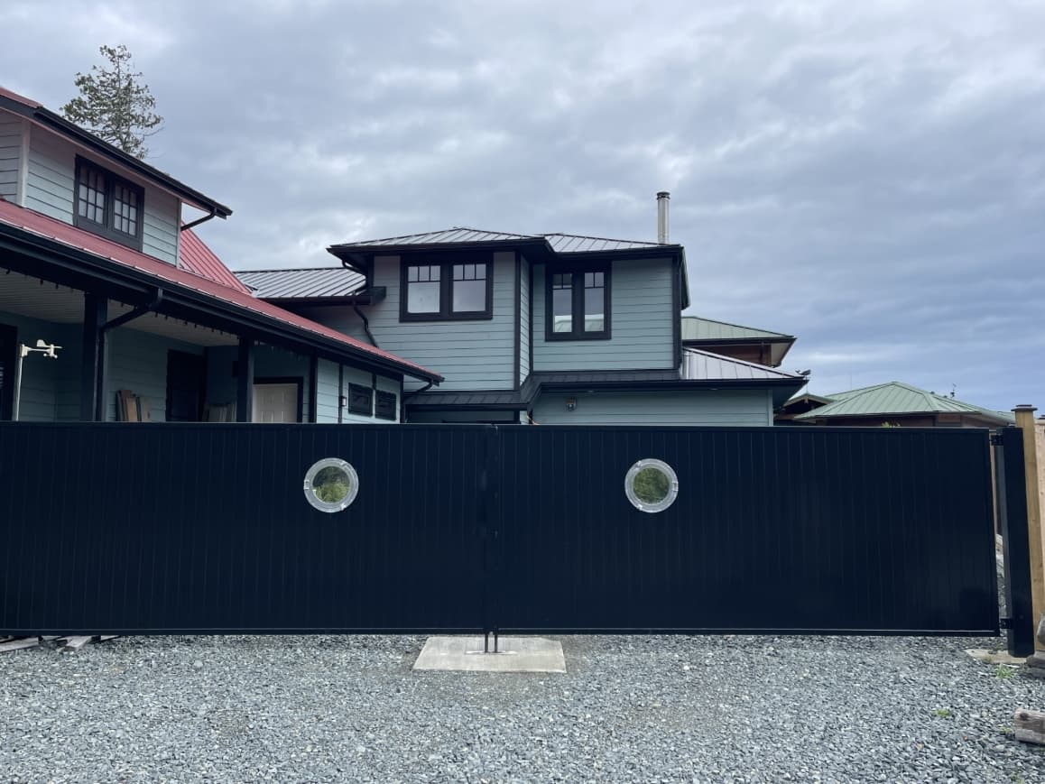 Suite located above the boat garage